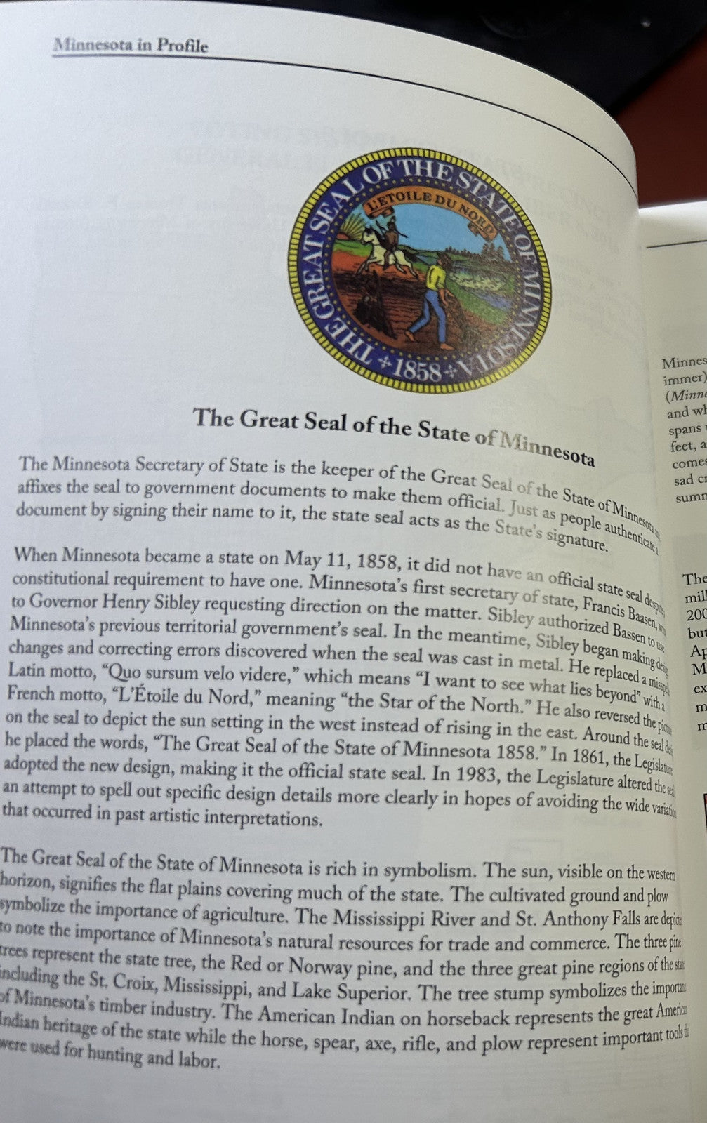 Retired Minnesota Legislative Manual Blue Book 2017-18 New; Historical Photos